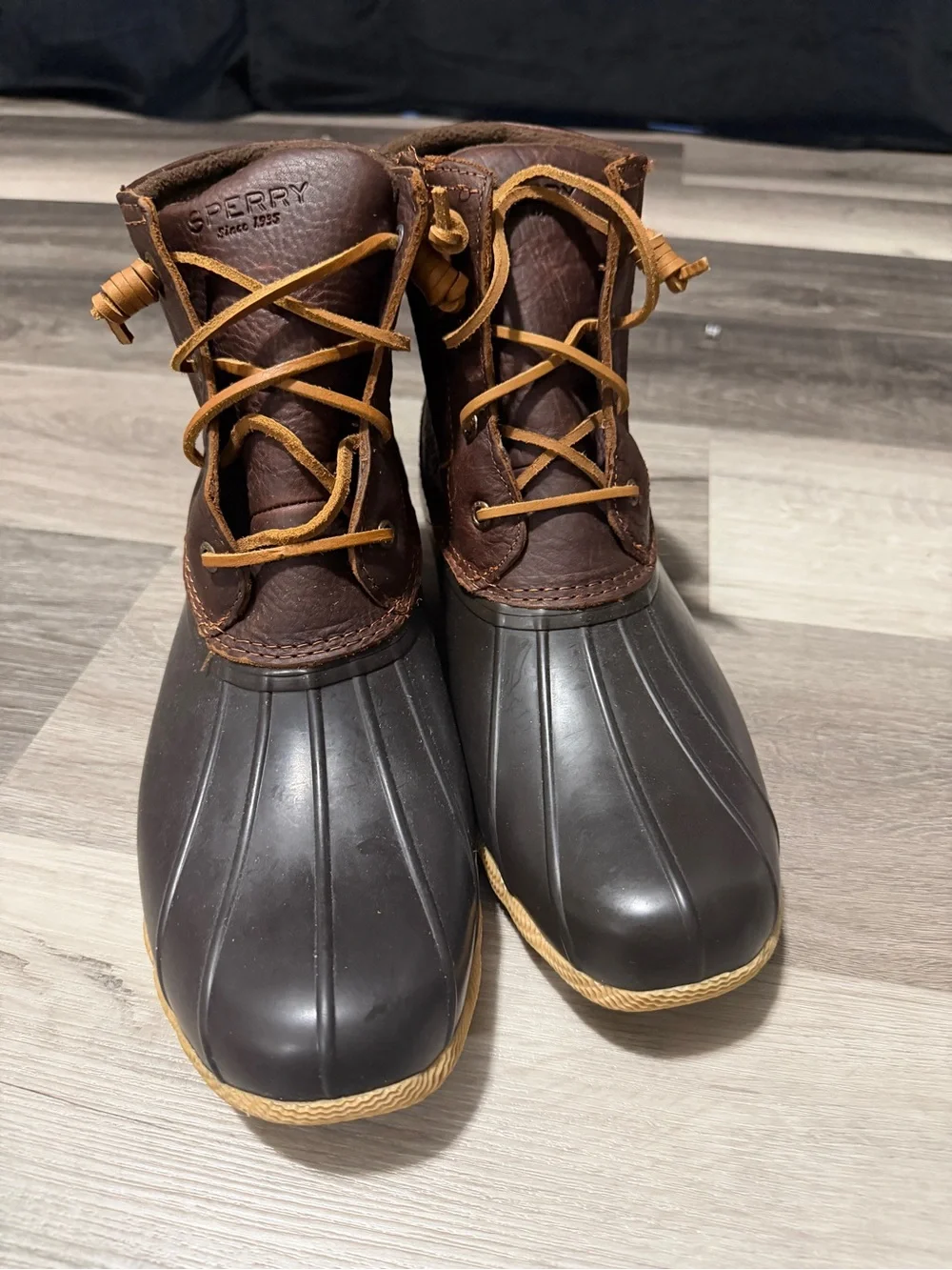 Sperry • salt water boots • NWOT